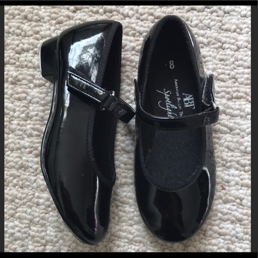 Girls ABT tap shoes! 🎩